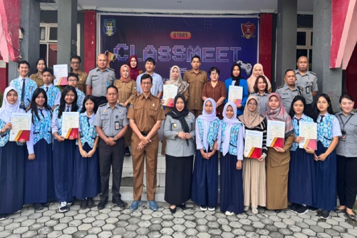 Kemenkum Sulteng Catat Hak Cipta 8 Karya Inovatif SMPN 1 Palu