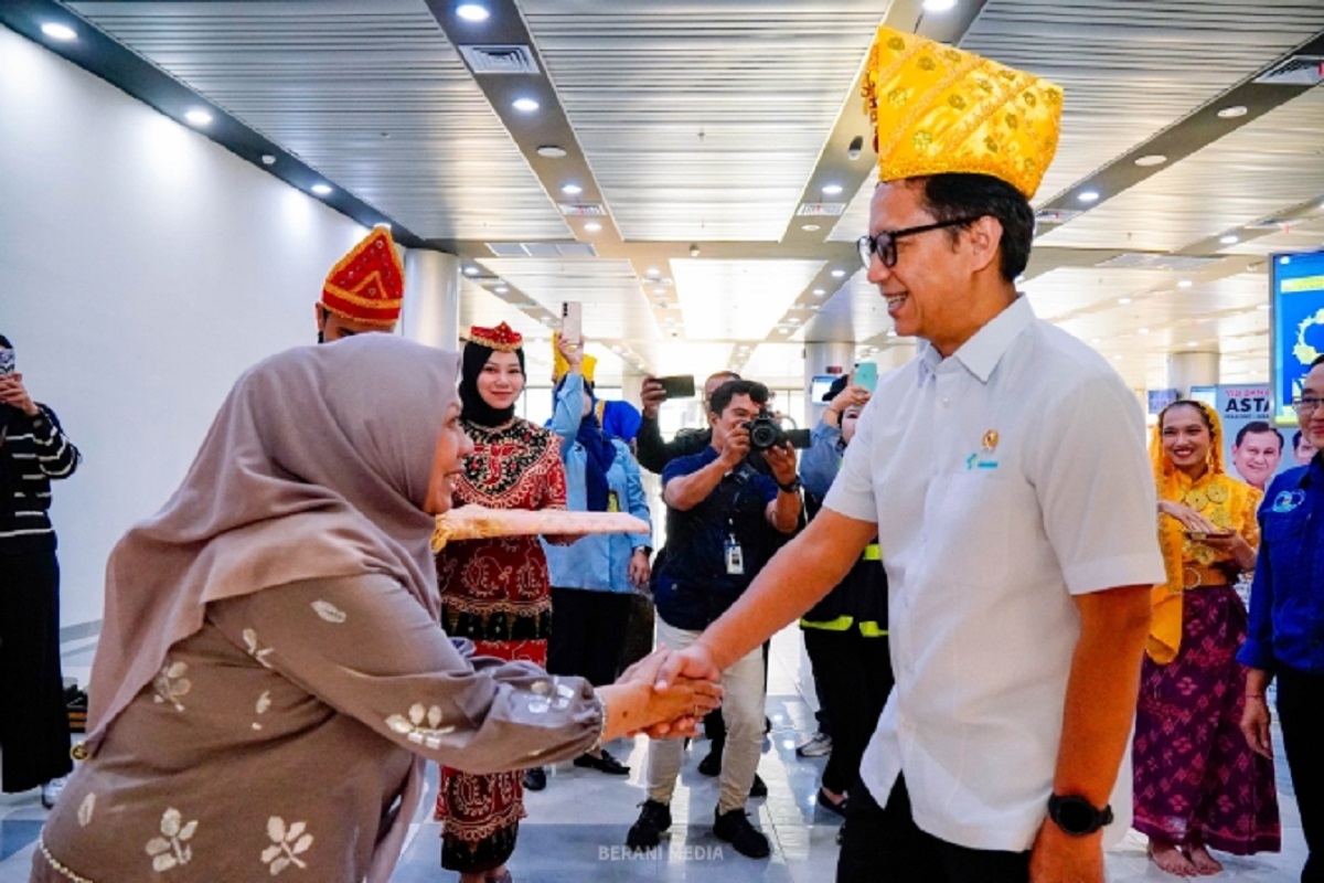 Kunjungan Menkes Budi Disambut Hangat Wagub Sulteng, Dorong Layanan Bedah Jantung di Daerah