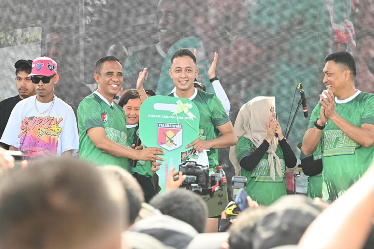 Gubernur Anwar Hafid Hadiri Palaka Wira Run dan Panggung Gembira HUT ke-80 TNI di Makodam XXIII/Palaka Wira