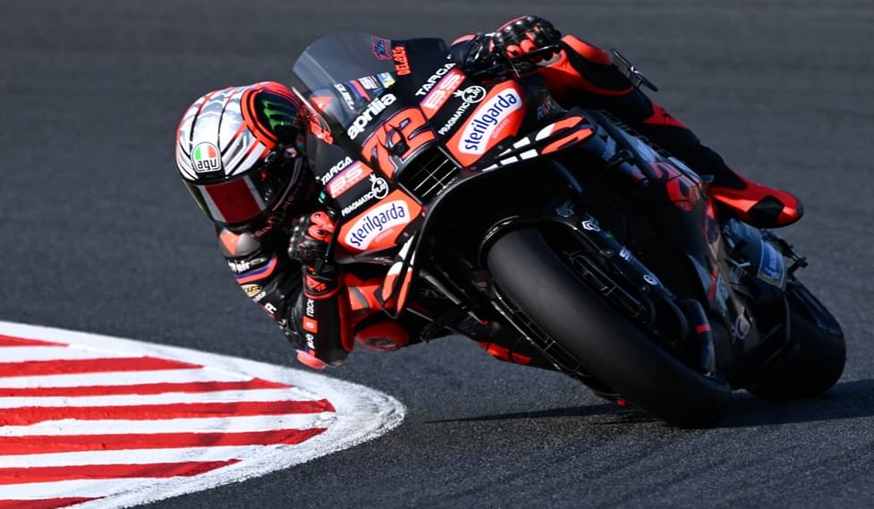 Bezzecchi Raih Kemenangan Dramatis di Sprint Race MotoGP Indonesia 2025
