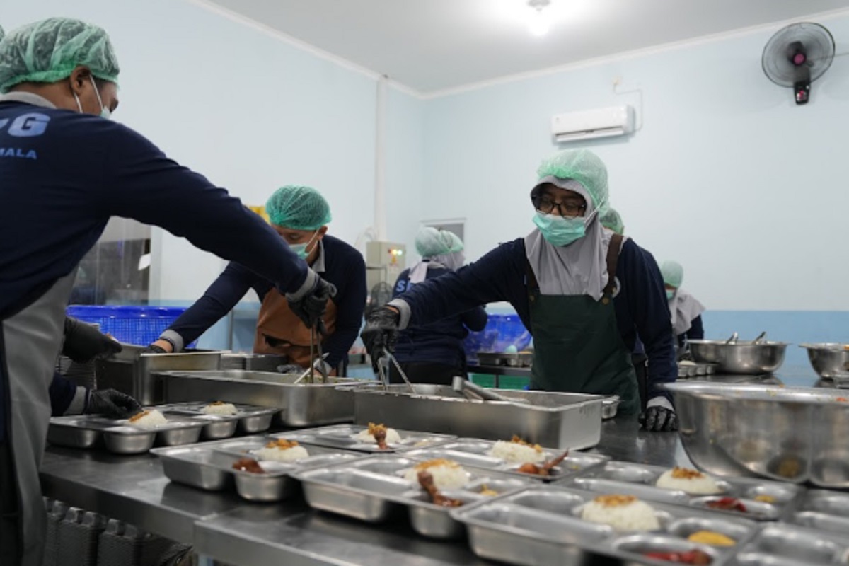 Antusiasme Relawan SPPG Warnai Hari Pertama Kembali Operasional MBG