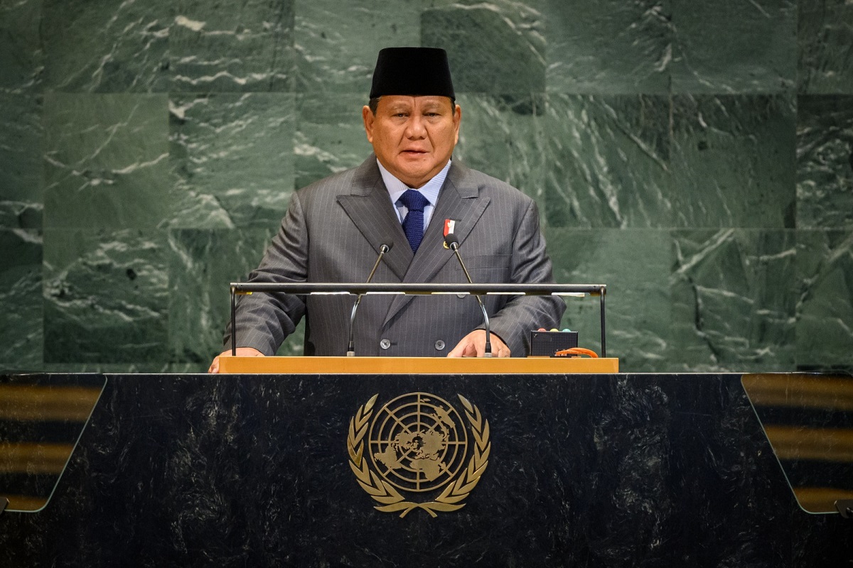 Tepuk Tangan Menggema di KTT Palestina untuk Prabowo Saat Tegaskan Komitmen Indonesia