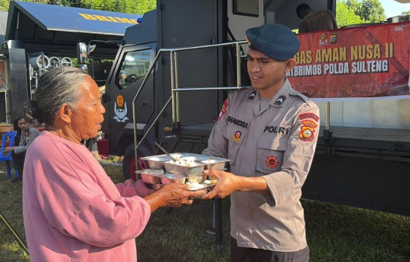 Brimob Sulteng Operasikan Dapur Lapangan dan Water Treatment di Sigi