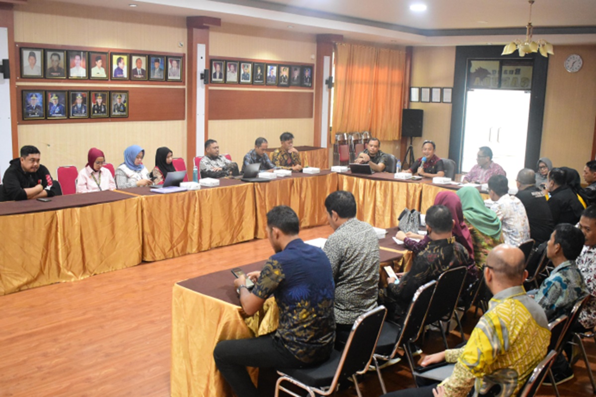 Kanwil Kemenkum Sulteng Fasilitasi Harmonisasi Raperda dan Raperbup Morowali Utara