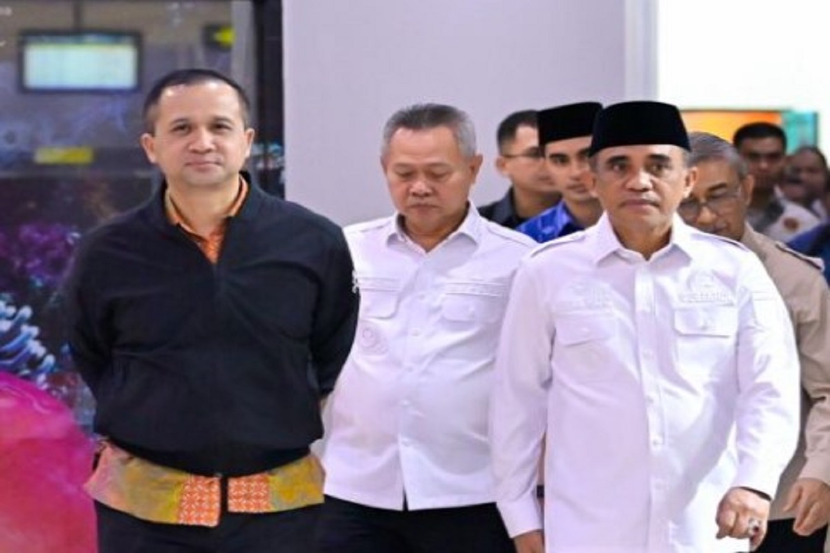 Kunker ke Sulteng, Menteri Transmigrasi Tinjau Kawasan Sentra Kopi dan Salurkan Sapi Kurban