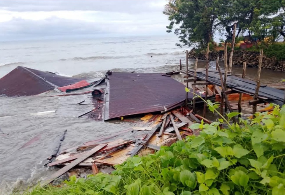 Angin Puting Beliung di Banggai Kepulauan Hancurkan 3 Rumah Warga