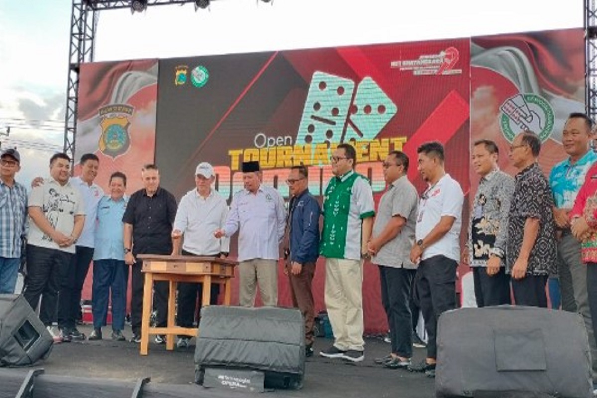 Rebutkan 2 Mobil MPV dan 10 Motor, 1.512 Peserta Ikuti Turnamen Domino Kapolda Sulteng Cup 2025