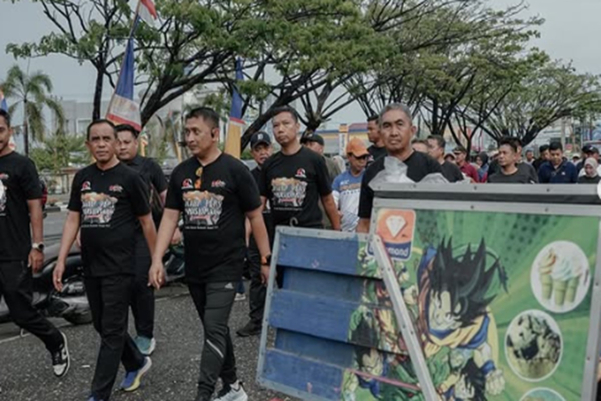 Jalan Sehat HPN 2026, Gubernur Anwar Hafid Tekankan Peran Strategis Pers dalam Demokrasi