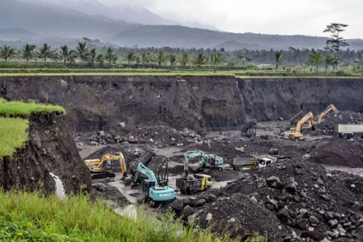 Pemkab Sigi Beri Izin Tambang Pasir Sungai Ramah Lingkungan dan Tingkatkan Ekonomi Warga