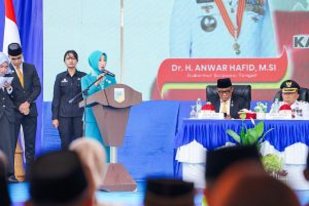 Sry Nirwanti Lantik Ketua TP PKK-Posyandu Parigi Moutong dan Banggai