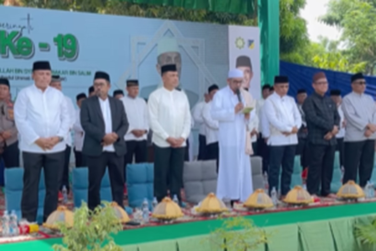 Anwar Hafid Hadiri Maulid Nabi dan Haul ke-19 Al-Habib Abubakar bin Abdullah bin Syech Abubakar bin Salim