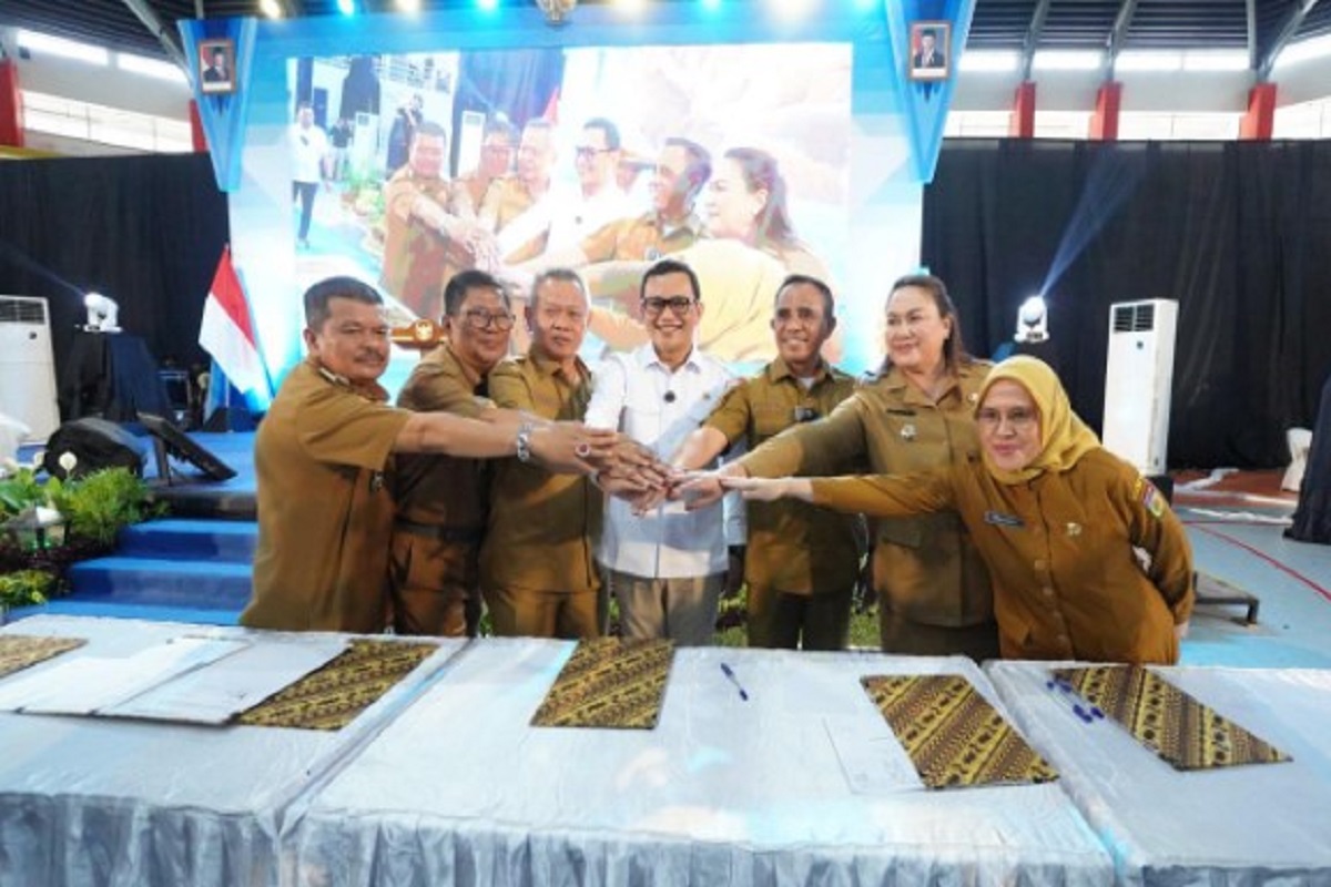 MoU dengan Kementerian P2MI, Gubernur Anwar: Solusi Nyata Atasi Masalah Pengangguran