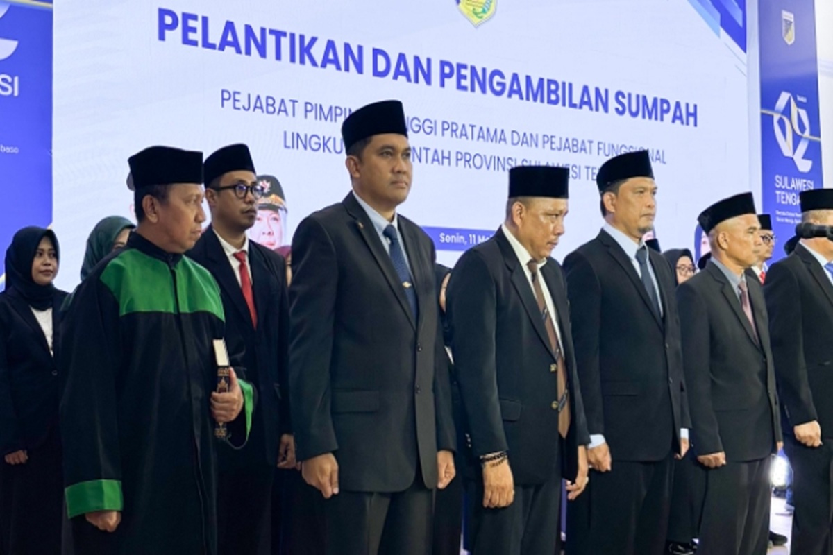Anwar Hafid Lantik Kadiskominfosantik, Tekankan Kerja Nyata dan Pelayanan Maksimal