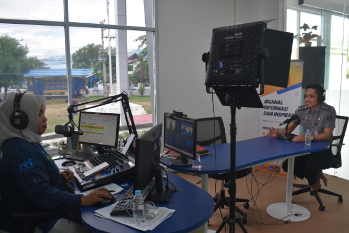 Kemenkum Sulteng dan RRI Palu Kolaborasi Edukasi Hukum Lewat Program 'Kopi Anda-Fokus Kita'