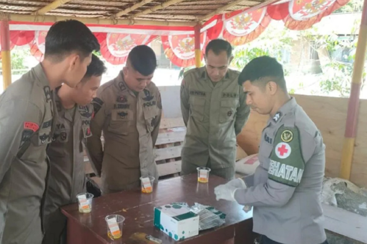 Satgas Madago Raya di Poso Jalani Tes Urine, 50 Personel Negatif Narkoba