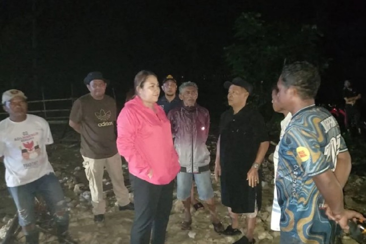 Banjir Landa 2 Kelurahan di Banawa, Pemkab Donggala Minta BPBD Bersihkan Lumpur