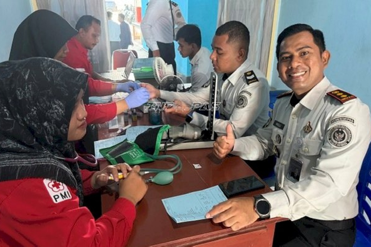 Sambut HUT Ke-81 RI, Pegawai dan DWP LPKA Palu Gelar Akselerasi Donor Darah