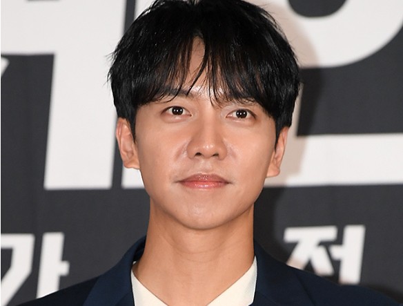 Lee Seung -gi Kunjungi Bar Karaoke Sendirian, Pemilik Penasaran