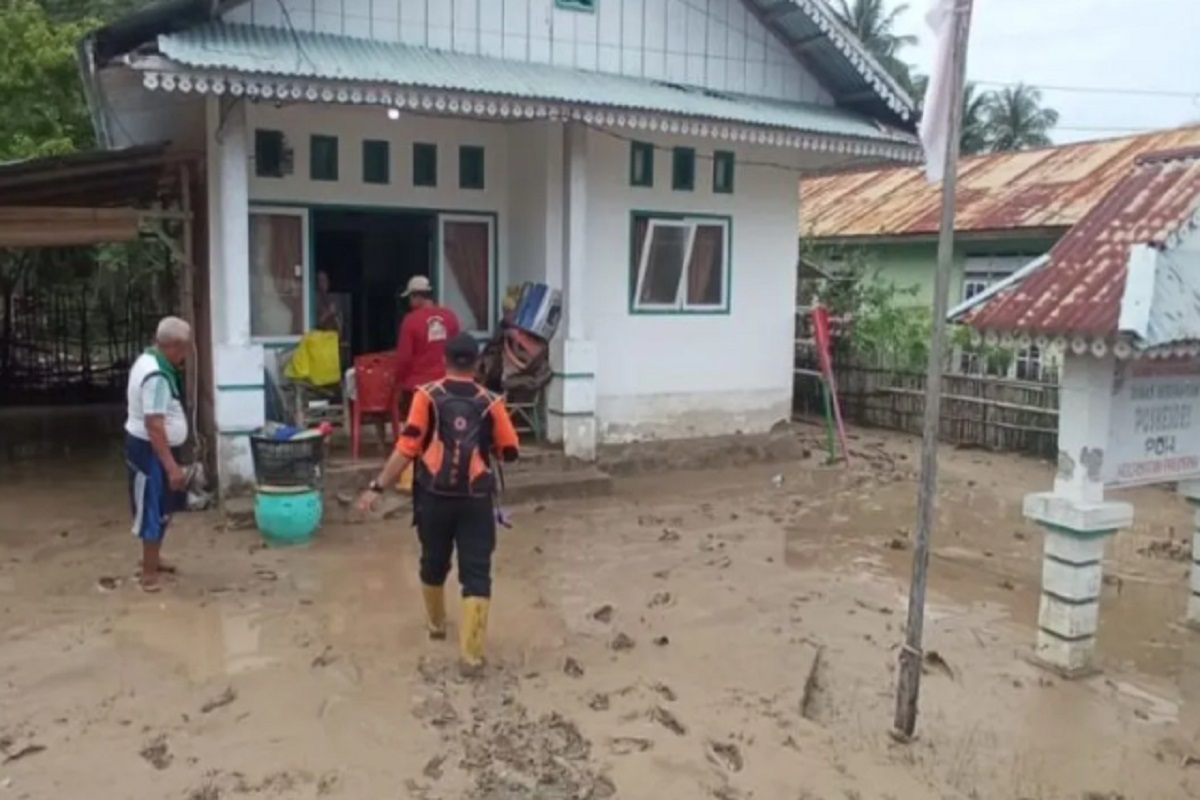 50 KK Terdampak Banjir di Banggai, BPBD Sulteng Pastikan Tak Ada Korban Jiwa