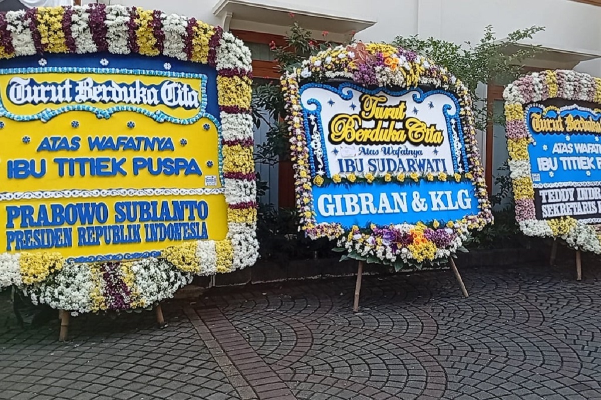 Apakah Mengirim Karangan Bunga Termasuk Takziah? Ini Penjelasannya