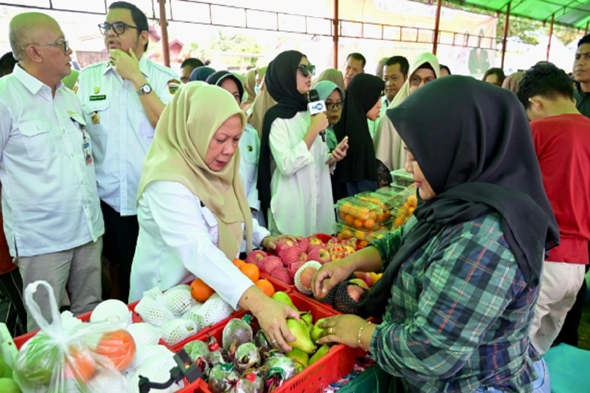 Wagub Sulteng Buka Gerakan Pangan Murah, Upaya Tekan Inflasi Jelang Ramadan dan Idul Fitri