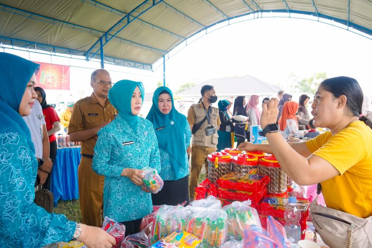 Pemprov Sulteng Gelar Pasar Murah, PKK: Ini Sangat Membantu