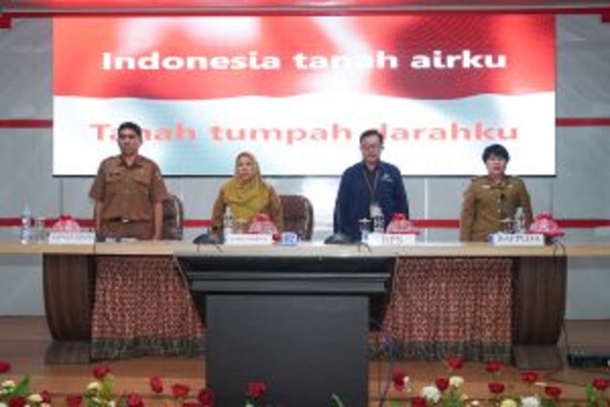 Diskominfosantik Sulteng Dorong Penguatan Perencanaan Pembangunan Berbasis Data melalui Evaluasi Statistik Sek
