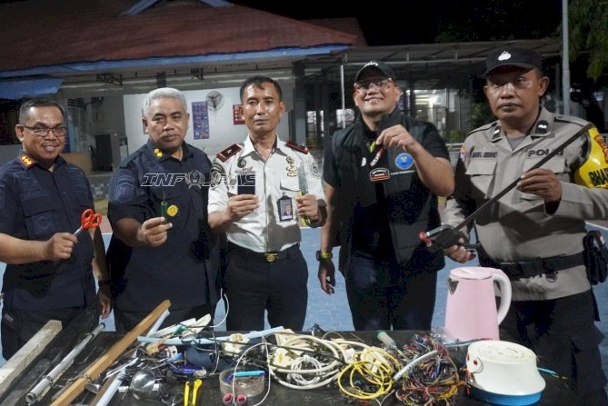 Razia Lapas Palu Temukan 2 Ponsel dan Sejumlah Barang Terlarang