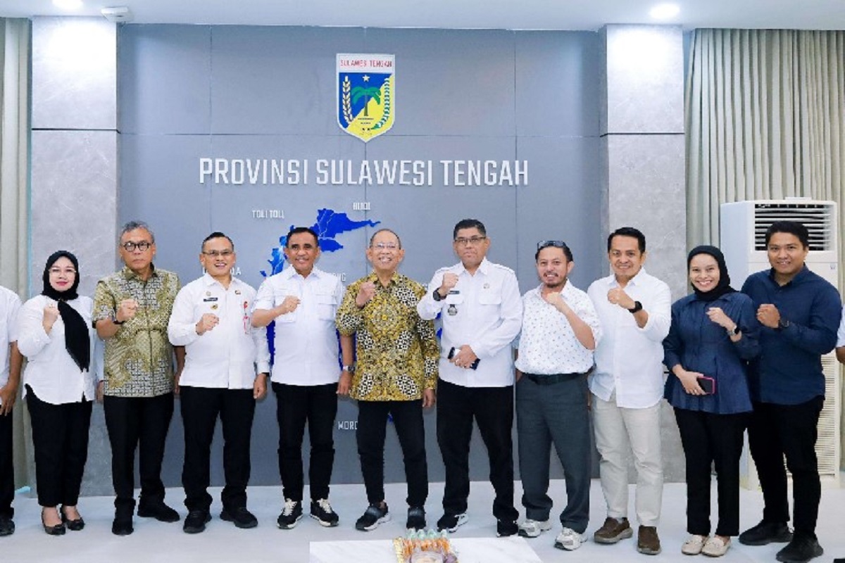 Gubernur Anwar Pimpin RUPS PT Pembangunan Sulteng, Dorong Profesionalisme
