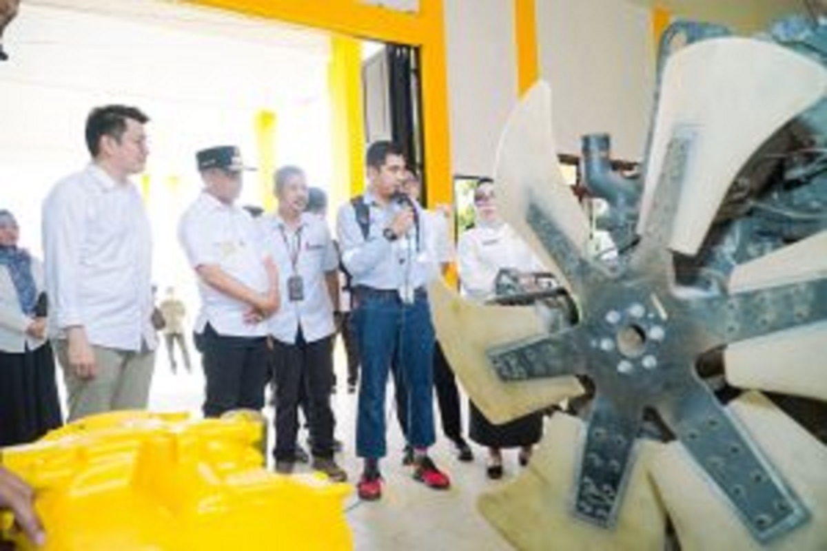 SMKN 8 Palu Sekolah Binaan United Tractor: Komitmen Kami Tingkatkan Kualitas Pendidikan