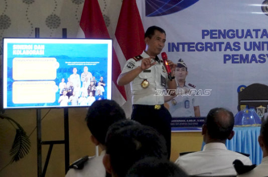 Kakanwil Ditjenpas Sulteng Warning Petugas Lapas