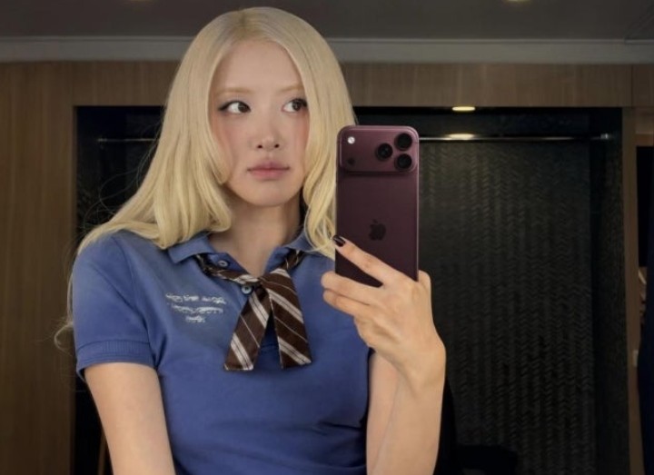 Rosé Angkat iPhone 18, Samsung pun Turun Tangan: 'Tanyakan pada kami'