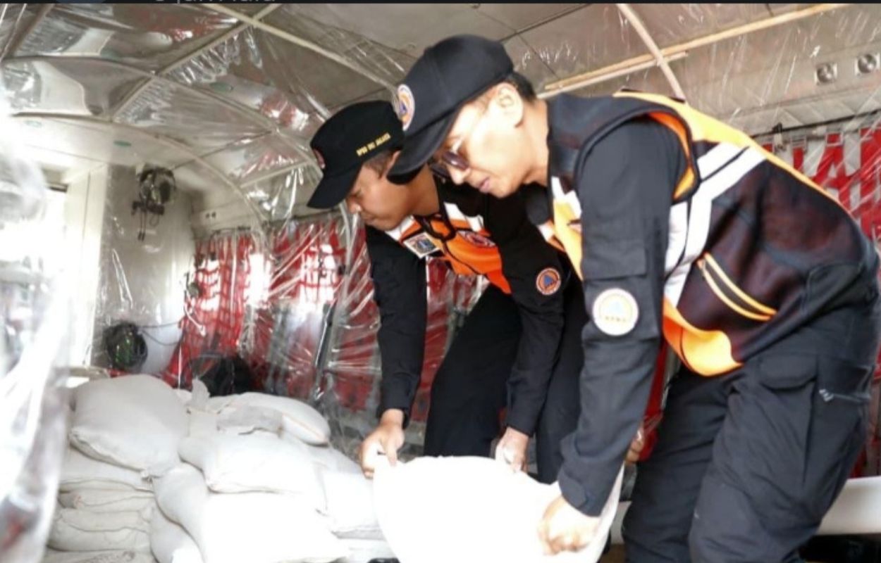 Operasi Modifikasi Cuaca di Jakarta: Usaha Kendalikan Cuaca Ekstrem dan Risiko Banjir