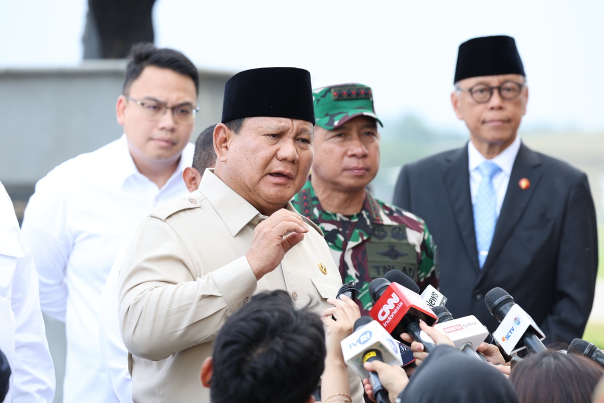 Prabowo Langsung Panggil Kepala BGN Soal Keracunan: Akan Diselesaikan dengan Baik