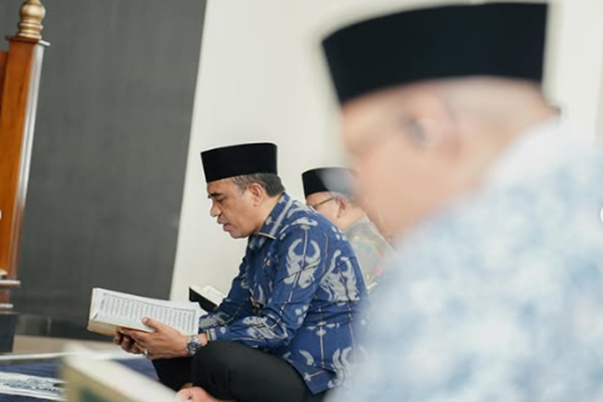 Anwar Hafid Pimpin Gerakan 1 Hari 1 Juz, Ajak ASN Sulteng Perkuat Iman di Bulan Ramadan