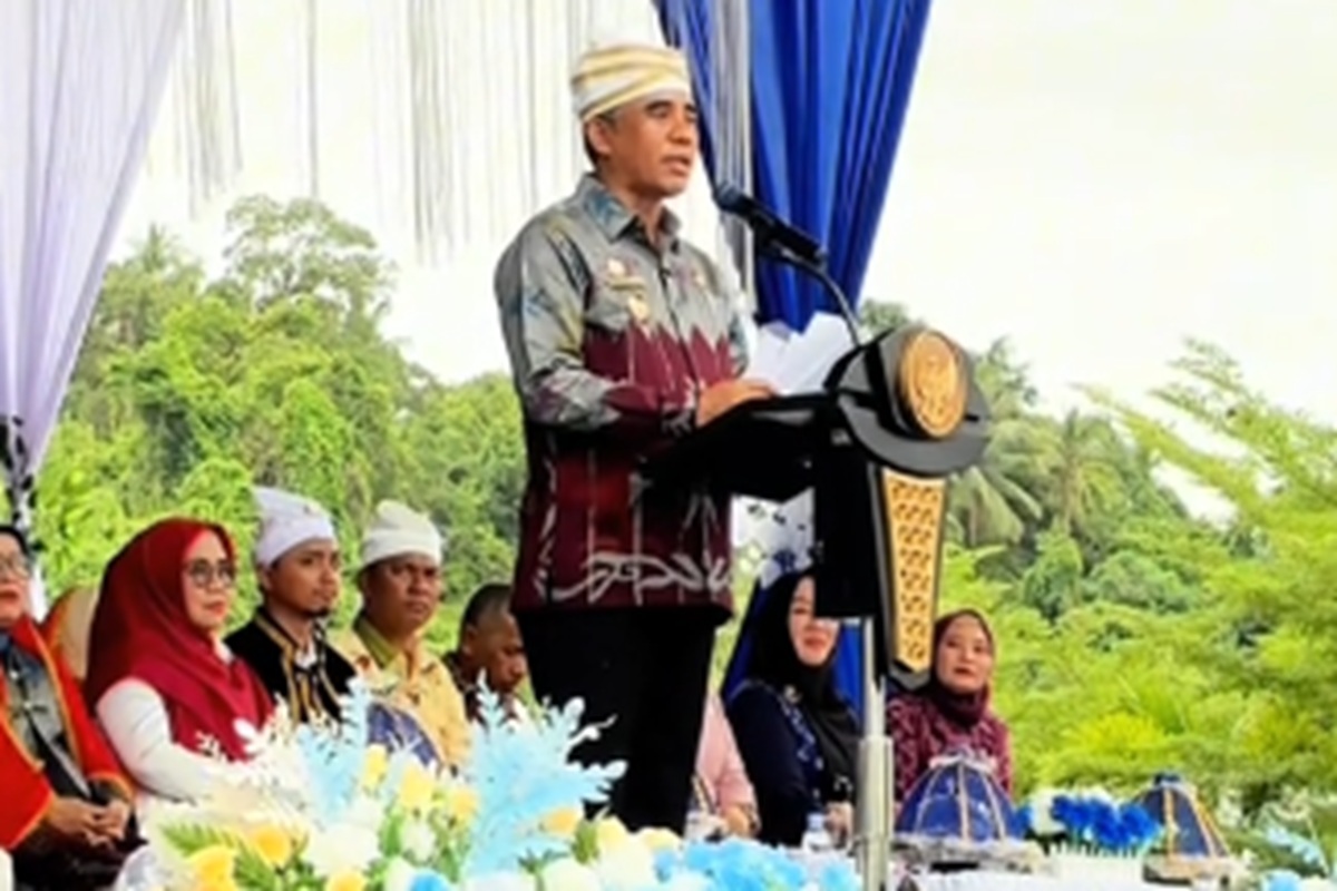 HUT ke-13 Banggai Laut Diperingati Khidmat, Gubernur Sulteng Jadi Inspektur Upacara