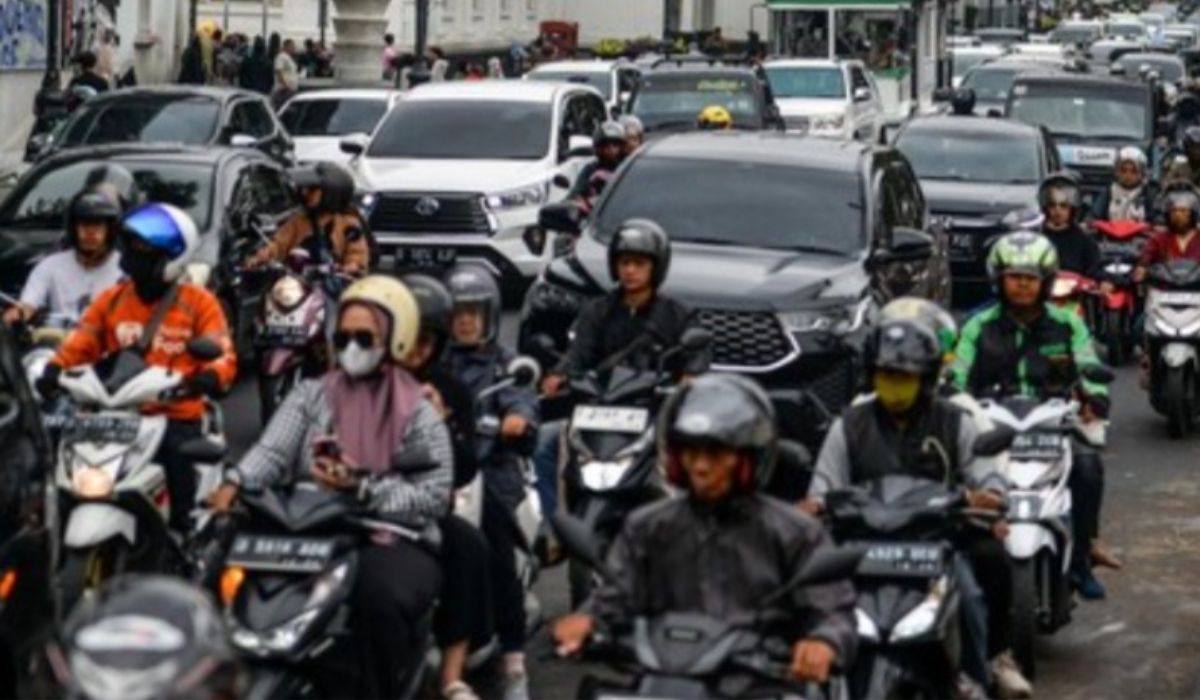 Libur IMLEK Bandung Macet Parah, Spot Wisata PADAT