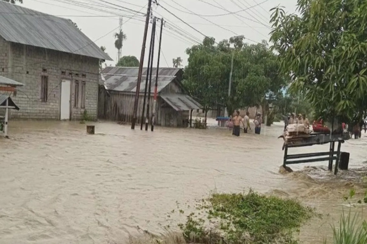 Banjir Terjang Donggala, Ratusan Rumah di 10 Desa Kecamatan Sirenja Terendam