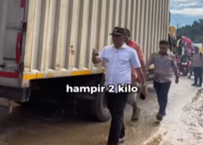 Gubernur Anwar Hafid Turun Langsung Tinjau Jalan Rusak di Tompira: Infrastruktur adalah Hak Dasar Rakyat