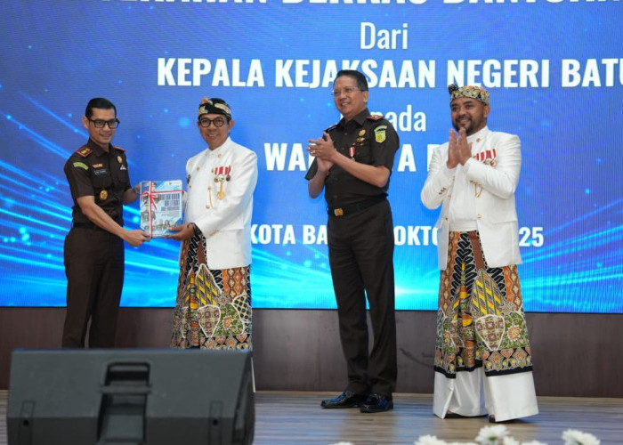 Kajati Jatim Apresiasi Kejari Batu Selamatkan Aset PSU Kota Batu Senilai Rp522 Miliar