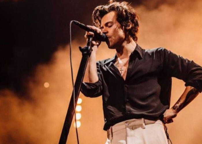 Harry Styles Dikabarkan Segera Comeback, Sinyal Era Musik Baru Makin Kuat