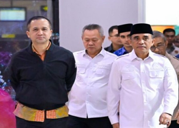 Kunker ke Sulteng, Menteri Transmigrasi Tinjau Kawasan Sentra Kopi dan Salurkan Sapi Kurban