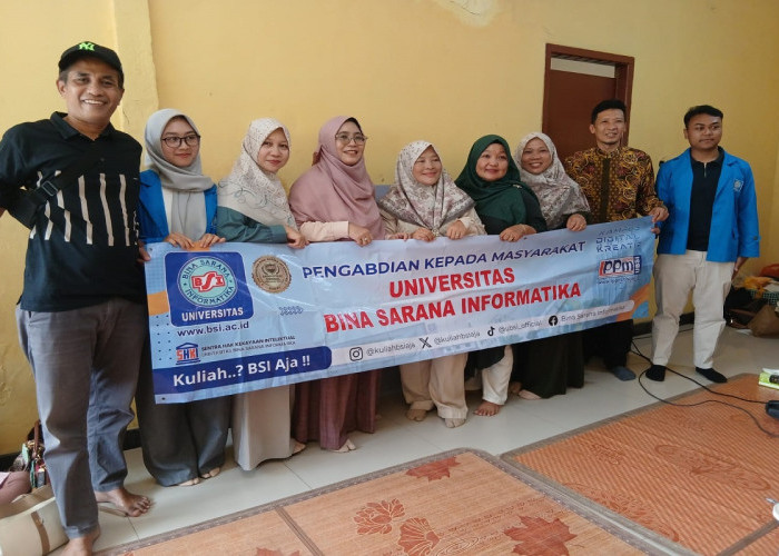 Pelatihan Public Speaking oleh Dosen UBSI Perkuat Peran Pengurus PKK Cendana