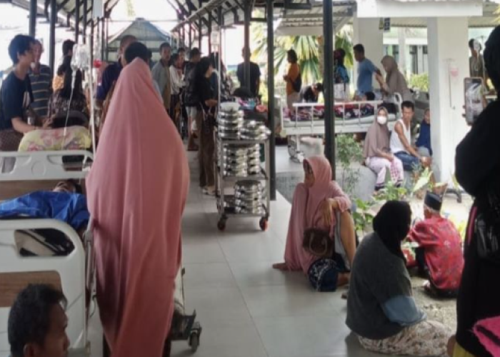 Gempa M6,7 Guncang Sulawesi Tengah, Pasien Rumah Sakit Dievakuasi ke Area Terbuka