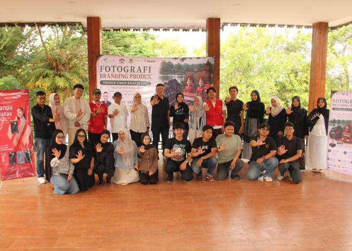 Belajar Foto Produk Betawi, UMKM Diajak Kuasai Branding Digital