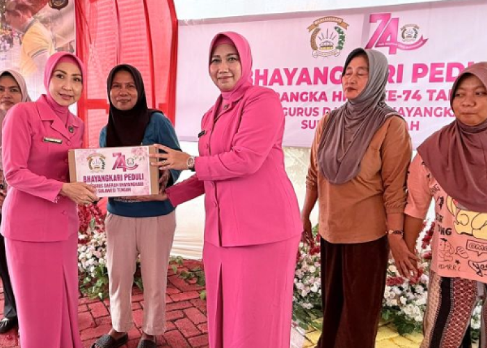 Bhayangkari Sulteng Salurkan 100 Paket Sembako untuk Warga Morowali