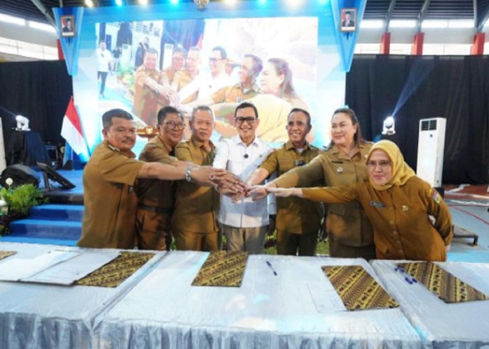 MoU dengan Kementerian P2MI, Gubernur Anwar: Solusi Nyata Atasi Masalah Pengangguran