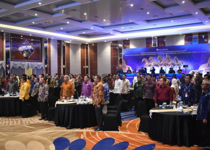 Kanwil Kemenkum Sulteng Tegaskan Peran Regulasi dan Layanan Hukum dalam Menopang Pertumbuhan Ekonomi Daerah