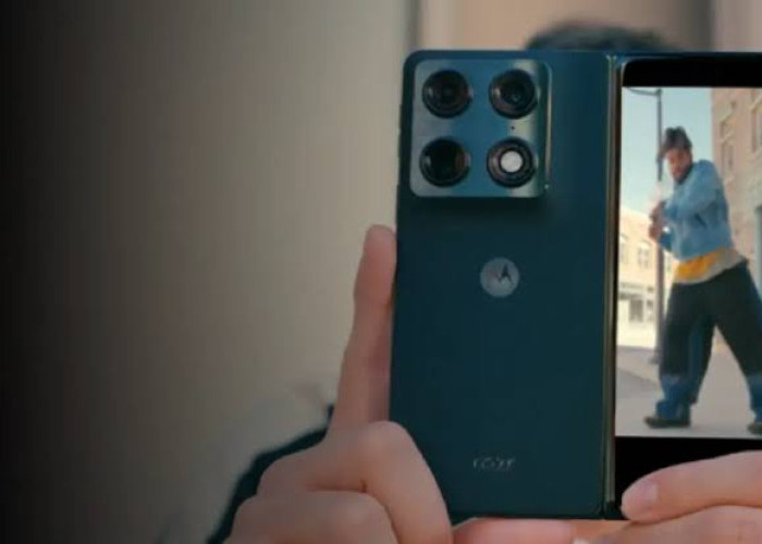 Motorola Razr Fold Hari Ini Resmi Dijual di Indonesia dengan Harga Spesial Launch Rp. 26.499.000
