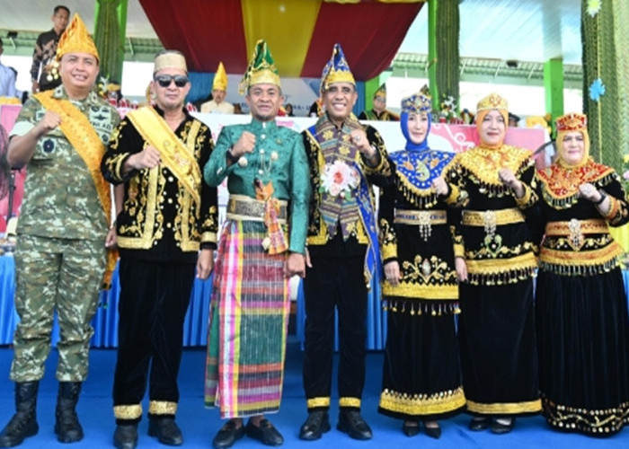 HUT ke-22 Tojo Una-Una Dirayakan Khidmat, Gubernur Tekankan Pembangunan Berkelanjutan